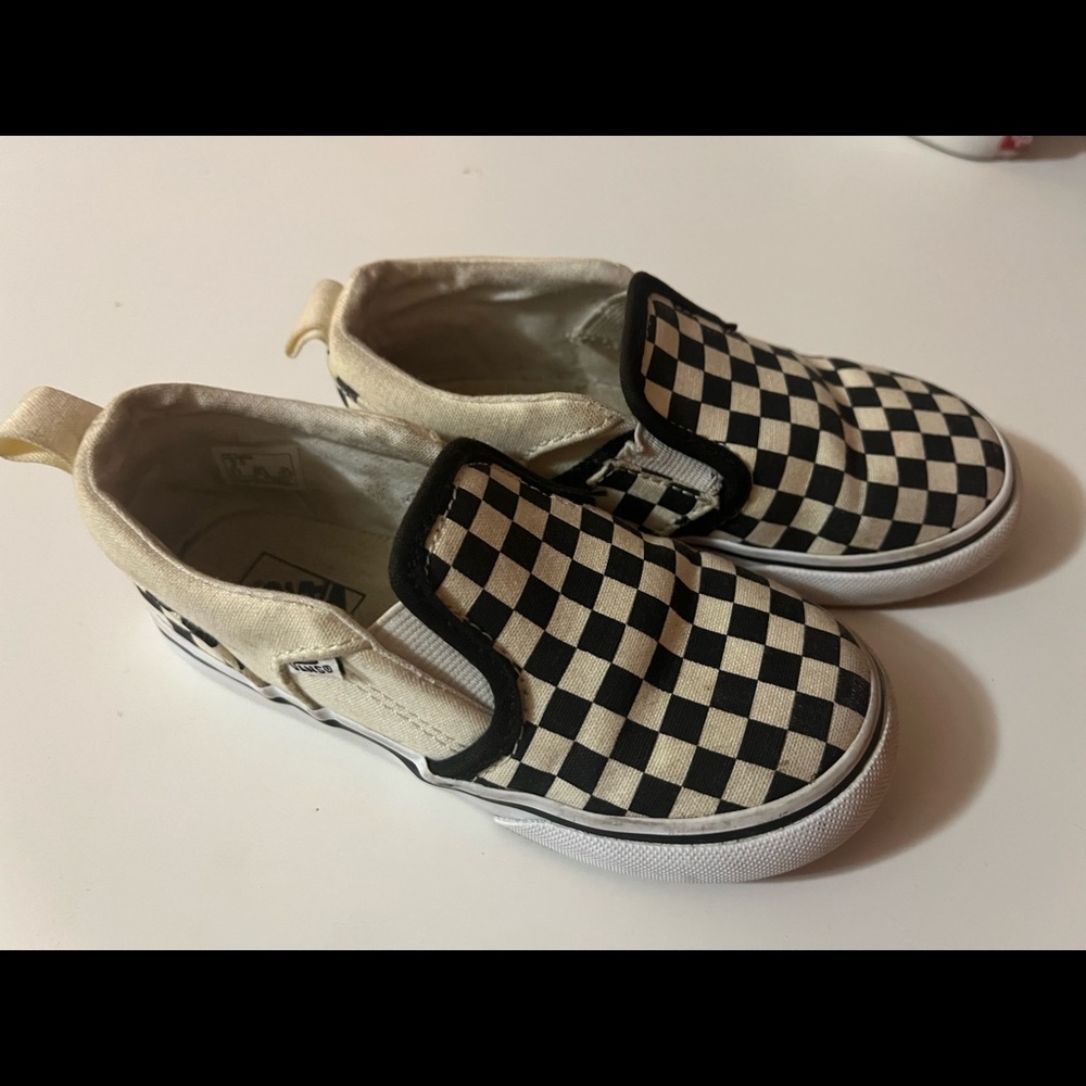 COPY - Boys VANS Size 9 toddler